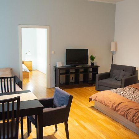 City Centre Garden Apartment With Parking Praha Exteriér fotografie