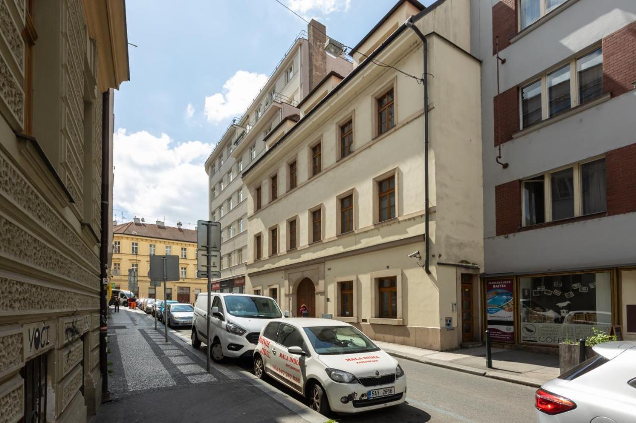 City Centre Garden Apartment With Parking Praha Exteriér fotografie